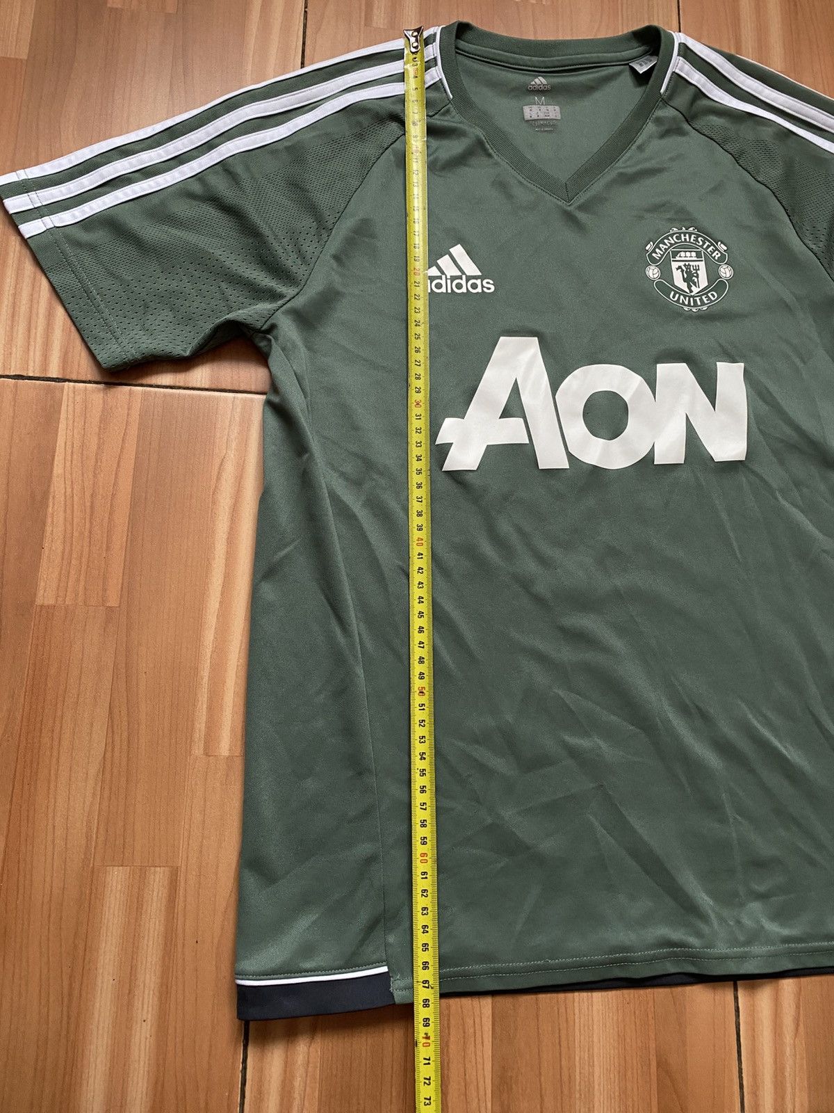 Adidas Adidas Manchester United Training Jersey Football Shirt Men Size US M / EU 48-50 / 2 - 11 Thumbnail