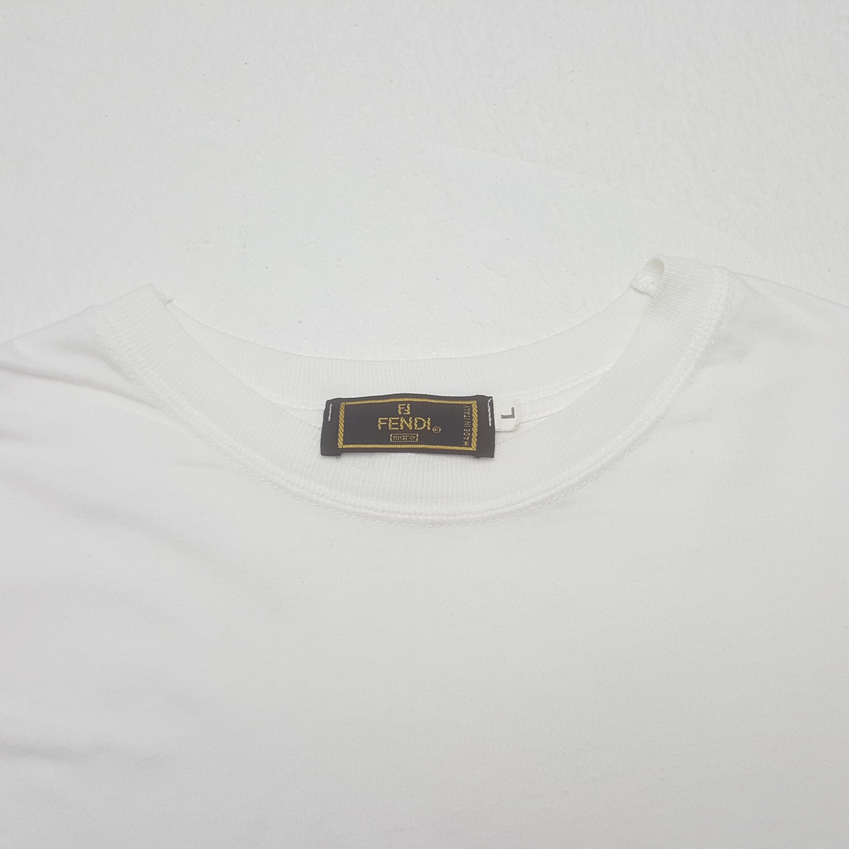 Fendi Vintage Fendi Logo Italian Brand T-shirt Size US L / EU 52-54 / 3 - 4 Thumbnail