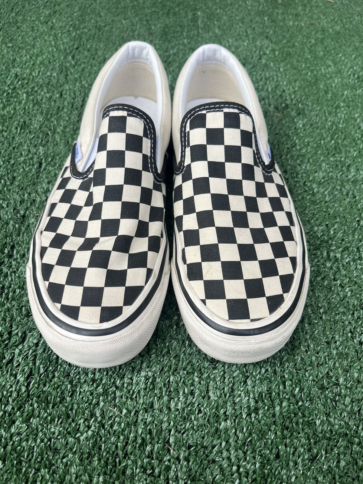 Used checkered vans third size