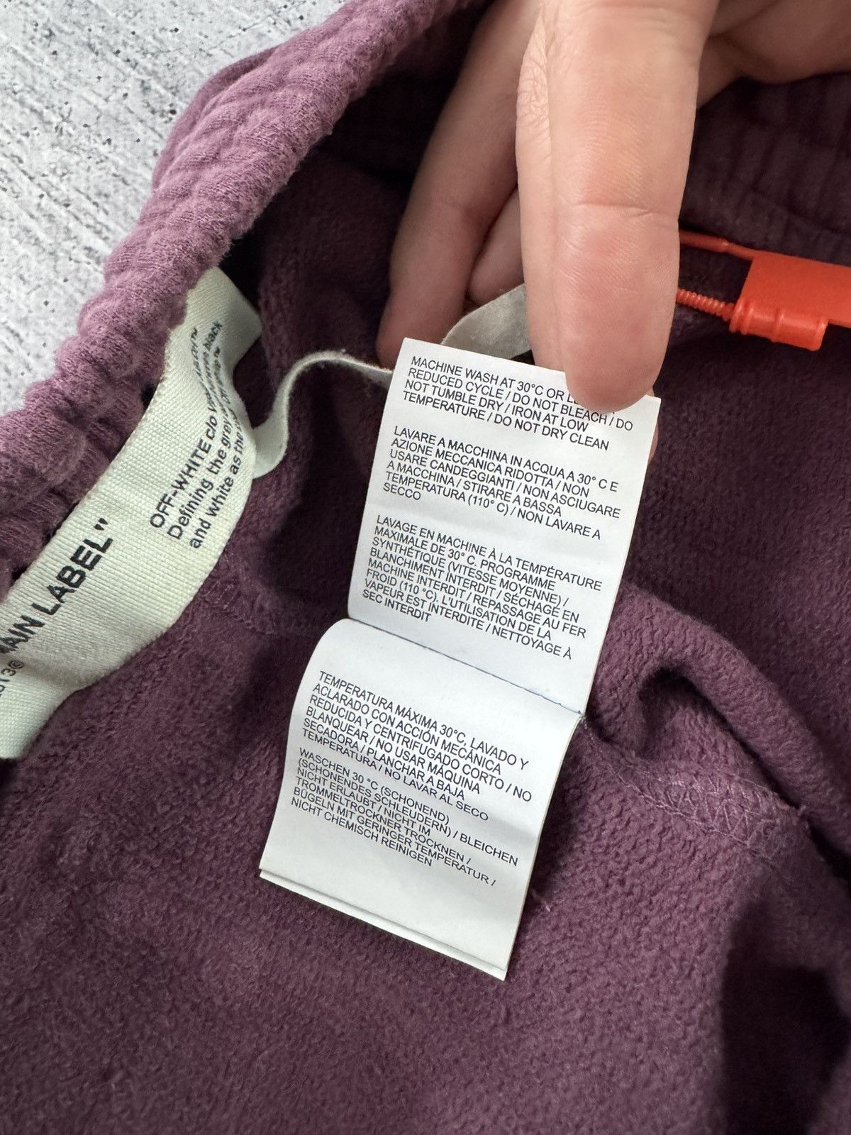 Off-White Off White M Tape Diag Joggers Bottoms Burgundy Virgil Abloh Size US 34 / EU 50 - 14 Thumbnail
