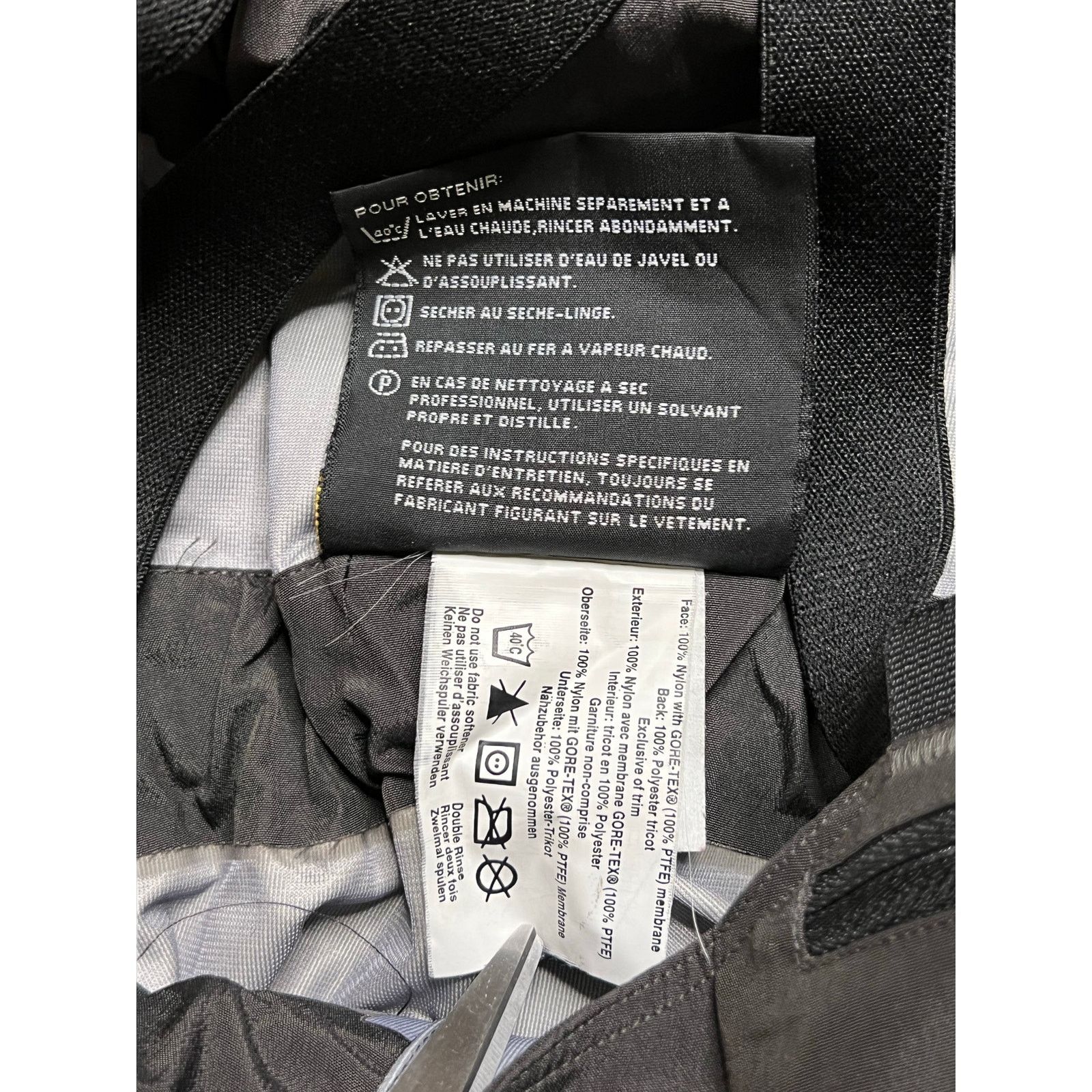 Arc'teryx Arc’teryx Gore-Tex Ski Bib Pants Women Small Black Snowboard Size 24" / US 00 / IT 34 - 14 Thumbnail