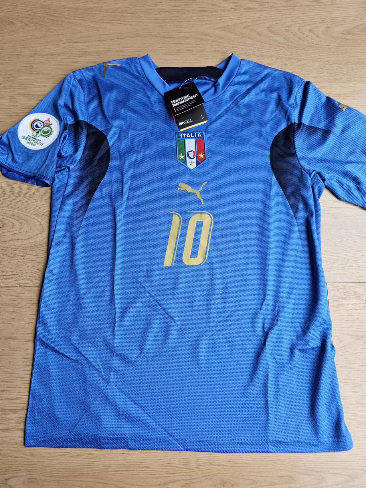 Other Italy Totti Jersey 2006 Size US M / EU 48-50 / 2 - 1 Thumbnail