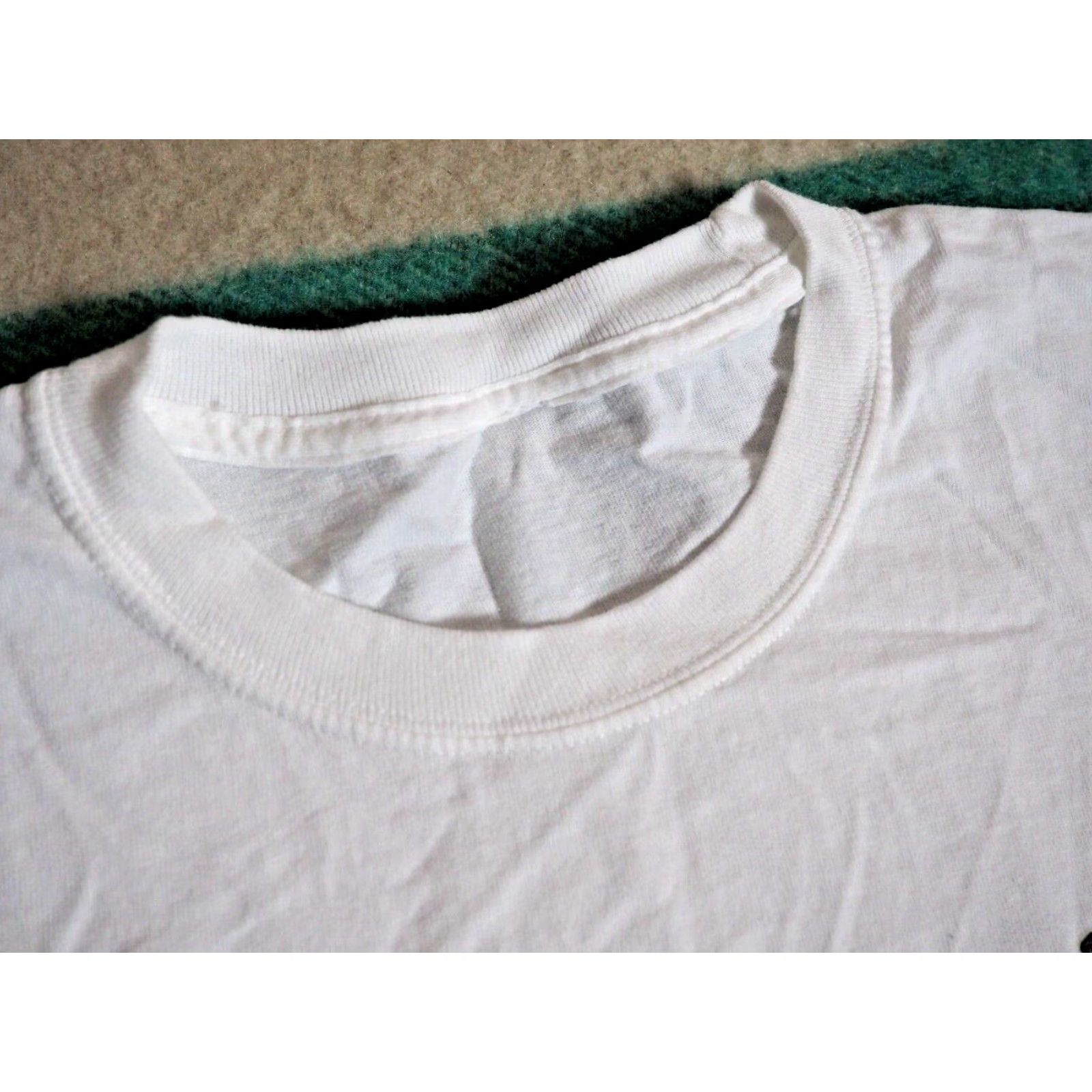 Vintage VTG Y2K Spirit Wild Horses Animal Southwest Art White Tee Shirt L EUC Unbranded Unisex Cotton T-Shirt Sportswear/Beach Mens Womens Boys Girls Size US L / EU 52-54 / 3 - 4 Thumbnail