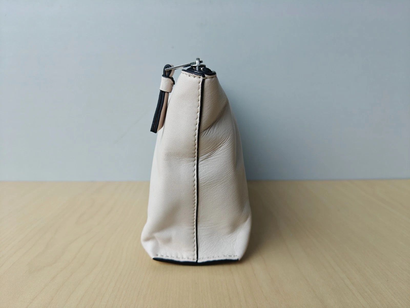Allsaints ALLSAINTS Emile Leather Logo Pouch Bag FTP - 8201 Size ONE SIZE - 5 Thumbnail