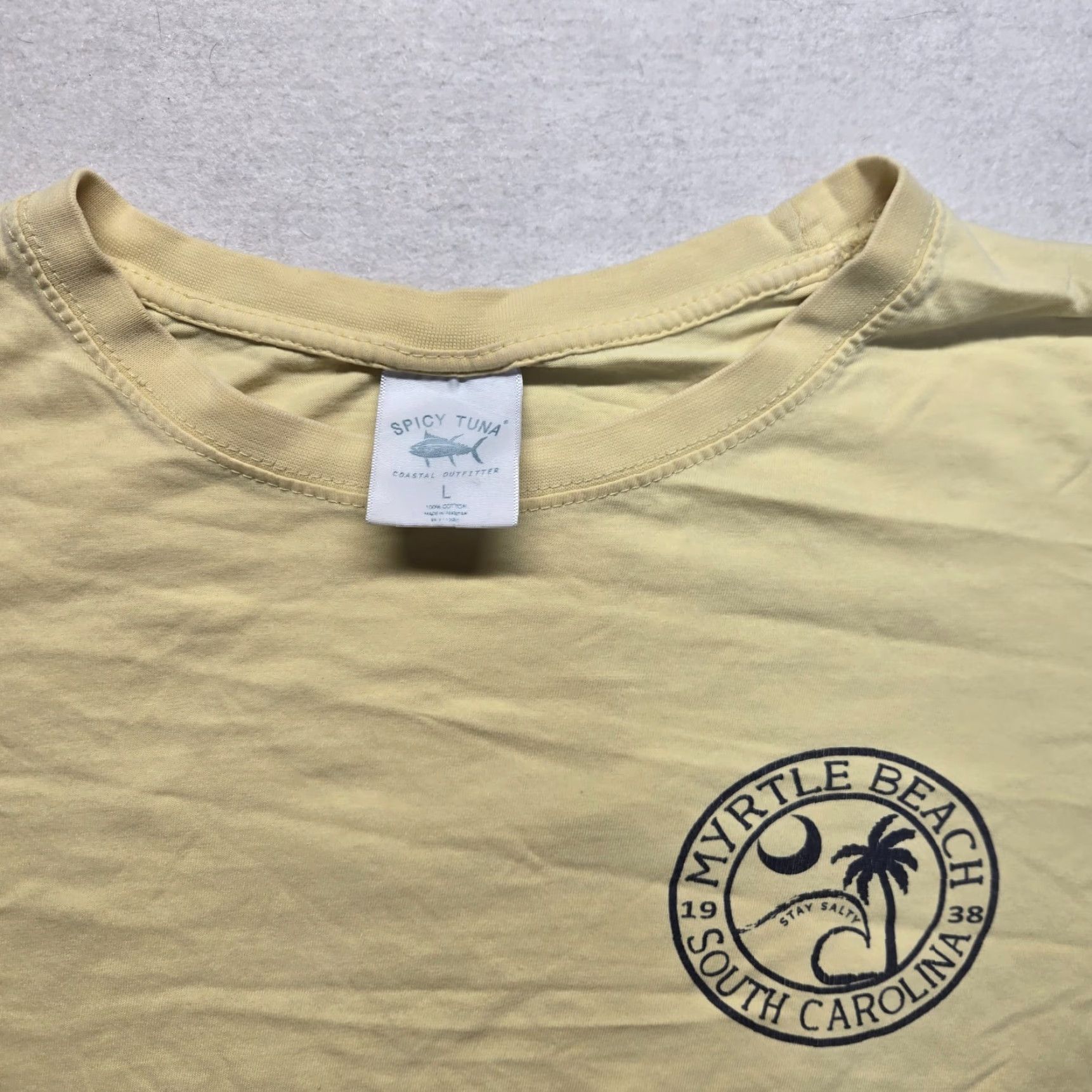 Vintage Spicy Tuna Shirt Men L Yellow Myrtle Beach South Carolina SC Tee T-Shirt Adult Size L Size US L / EU 52-54 / 3 - 3 Thumbnail