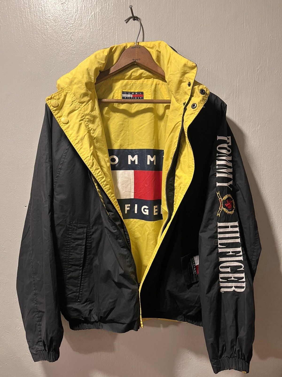 Tommy Hilfiger 90’s Vintage Tommy Hilfiger Rare Reversible Size US L / EU 52-54 / 3 - 1 Thumbnail