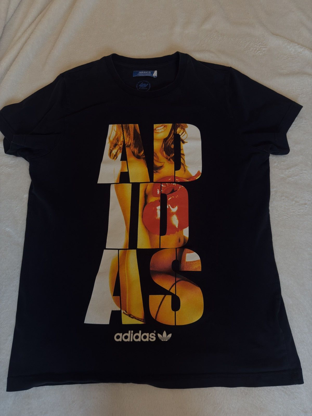 Adidas T-shirt with design Size US L / EU 52-54 / 3 - 3 Thumbnail