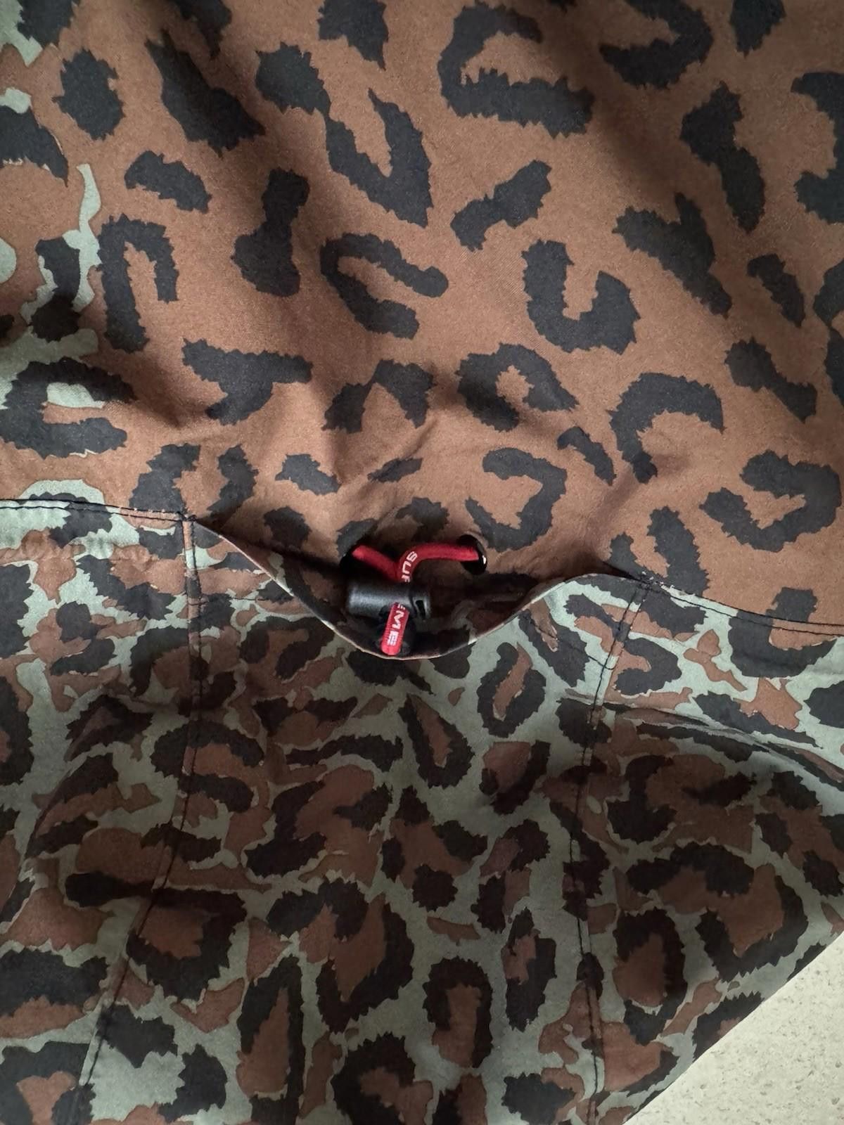 Supreme Supreme GORE TEX Taped Seam Jacket Leopard Size Medium Size US M / EU 48-50 / 2 - 9 Thumbnail
