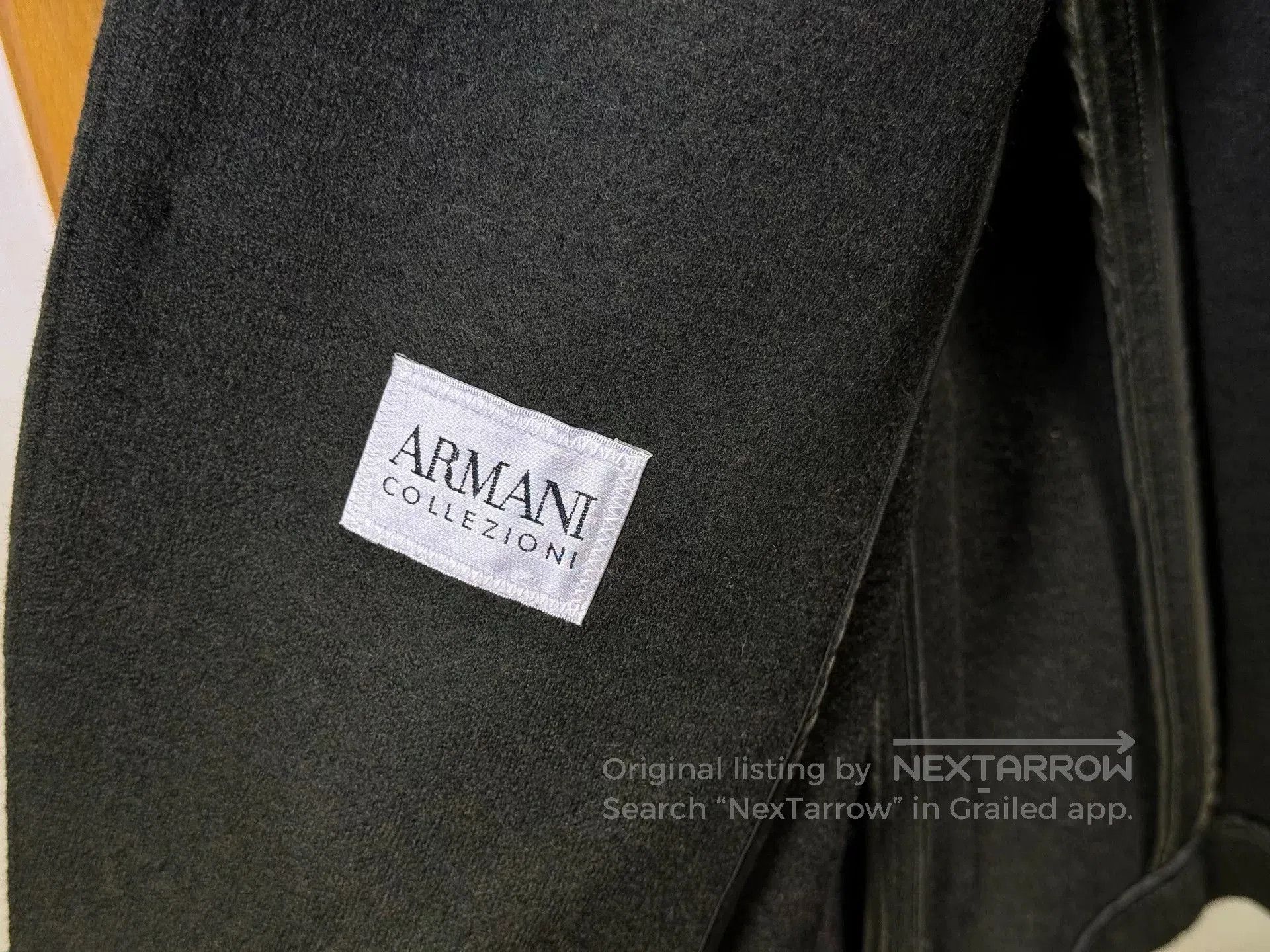 Armani Armani Men's Wool Business Casual Blazer. Size US M / EU 48-50 / 2 - 6 Thumbnail