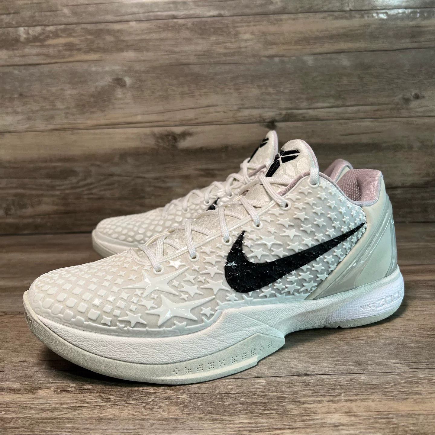 Nike Nike KOBE 6 White Lowtop Sneakers 42 Men Size US 9 / EU 42 - 1 Thumbnail