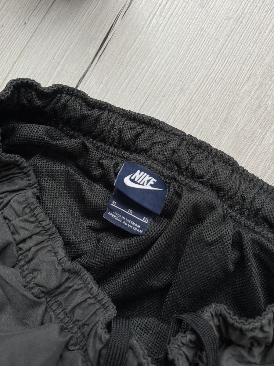 Nike × Vintage Nike 00s Vintage Black Swoosh Wide Drill Nylon Y2K Pants Size US 34 / EU 50 - 7 Thumbnail