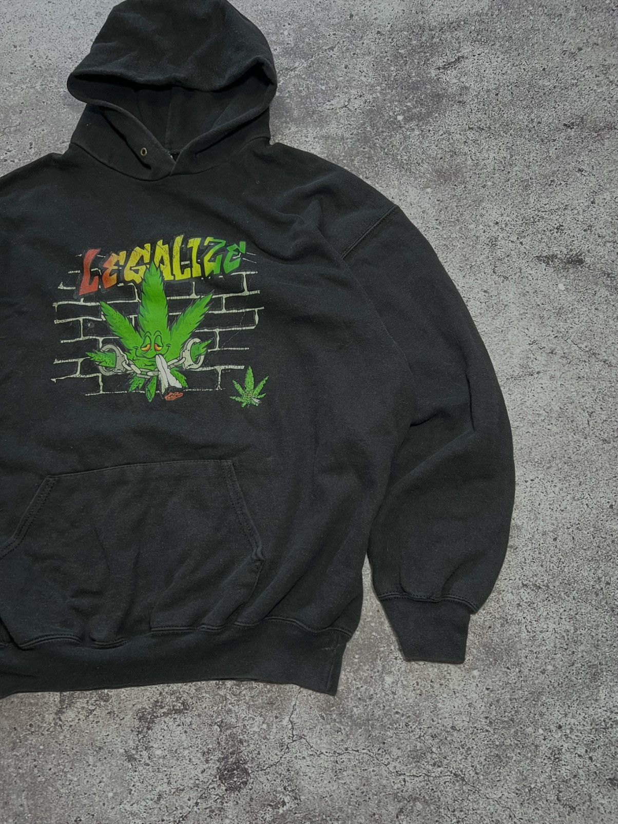 Vintage Vintage Marijuana Legalize It ! Weed Petals Hoodie Size US XL / EU 56 / 4 - 3 Thumbnail