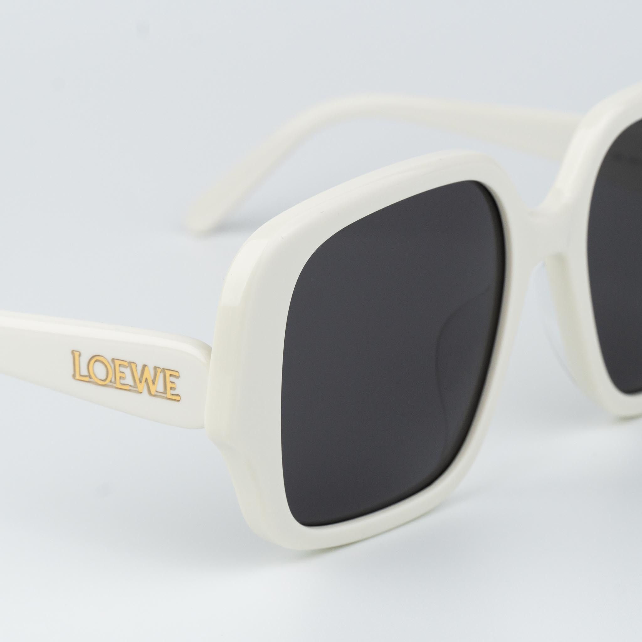 Loewe Loewe Women Sunglasses Square LW40134U 25A NEW AUTHENTIC Size ONE SIZE - 6 Thumbnail