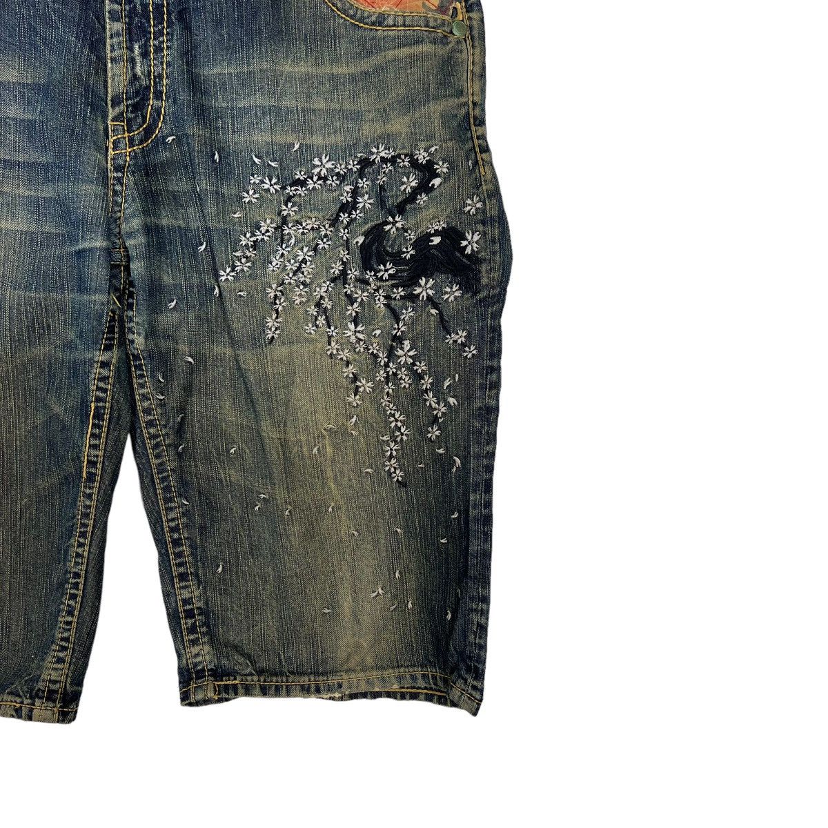 Japanese Brand 🔥 KARAKURI EMBROIDERY SHORT PANTS Size US 38 / EU 54 - 7 Thumbnail