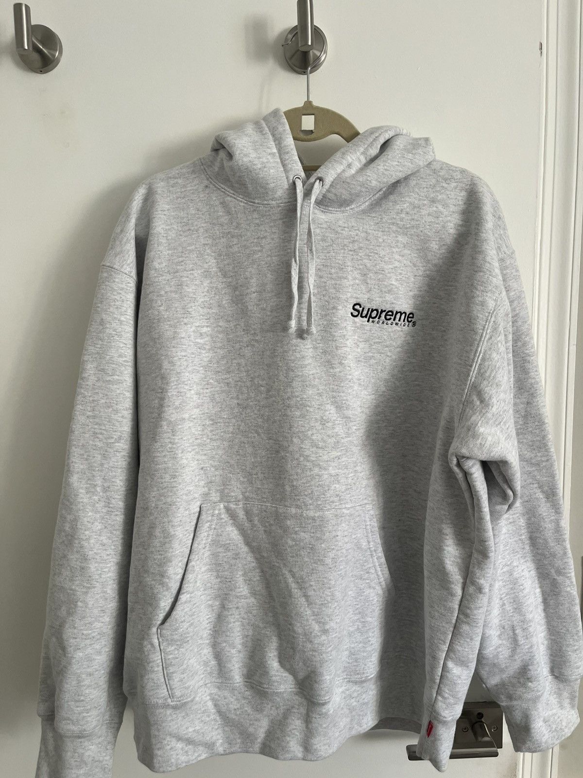 Supreme Supreme Worldwide Hoodie | Grailed