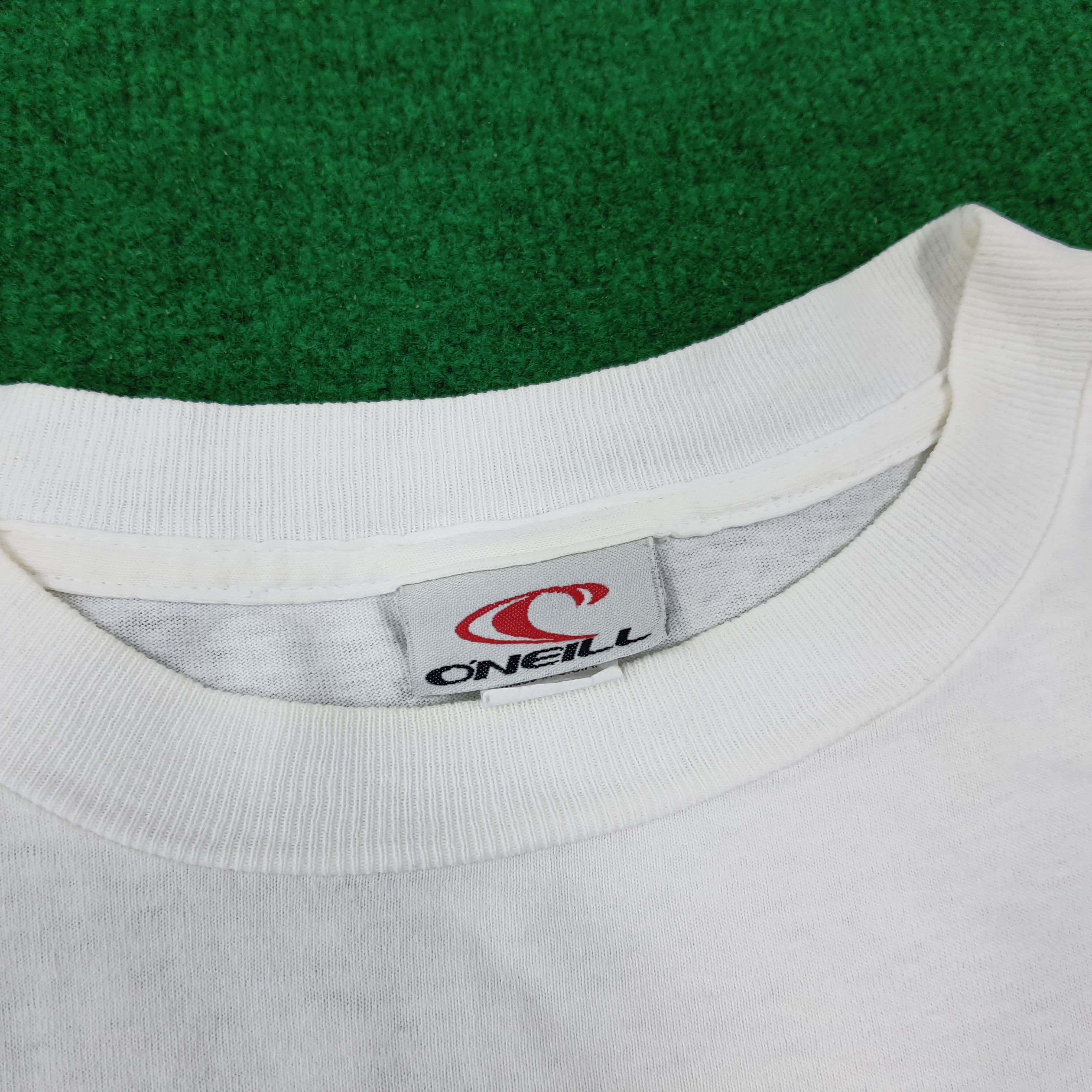 O'Neill × Vintage Vintage Oneill Surfing Photo Tees Size US L / EU 52-54 / 3 - 5 Thumbnail