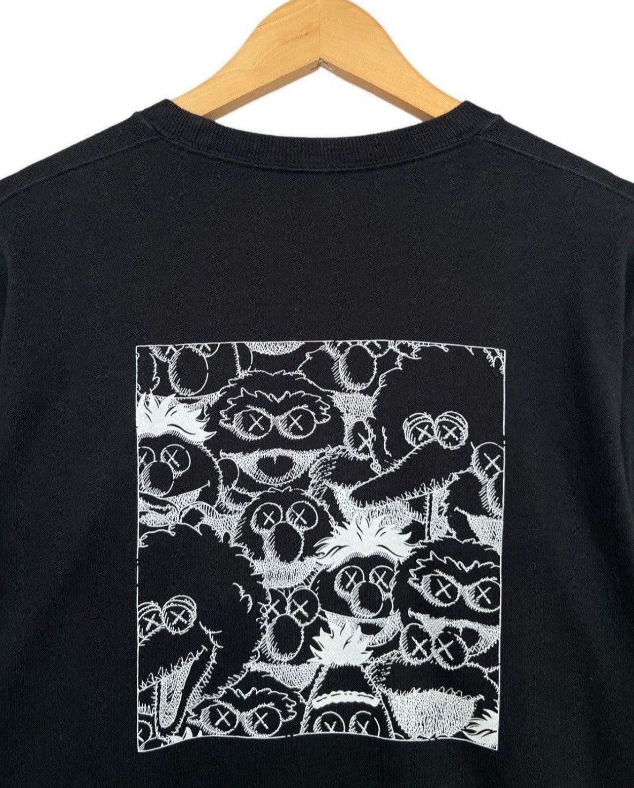 Kaws × Uniqlo Pick💥💥 Uniqlo x Kaws Sesame Street Black Sweatshirt Size US L / EU 52-54 / 3 - 5 Thumbnail