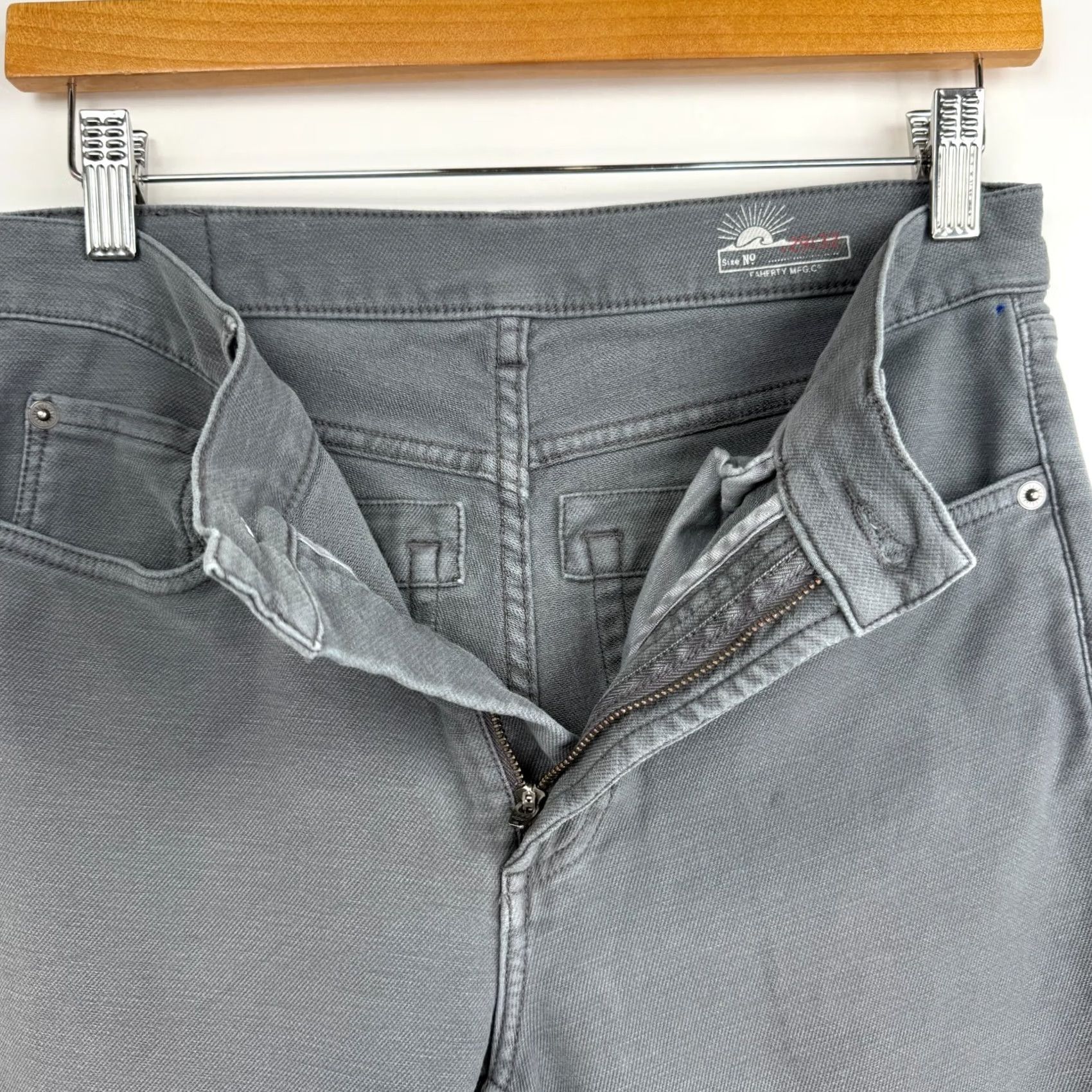 Faherty Faherty Slim Chino Pants Mens 29 Gray 5-Pocket 29x31 Stretch Flat Front Casual City Preppy Size US 29 - 6 Thumbnail