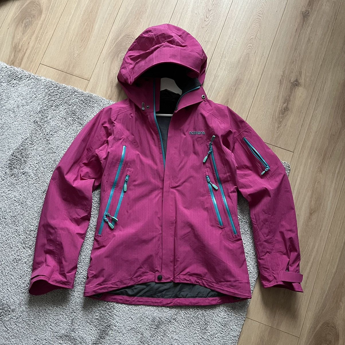 Norrona Norrona Gore Tex Arc’teryx Style Women’s Ski Jacket Size S / US 4 / IT 40 - 1 Thumbnail