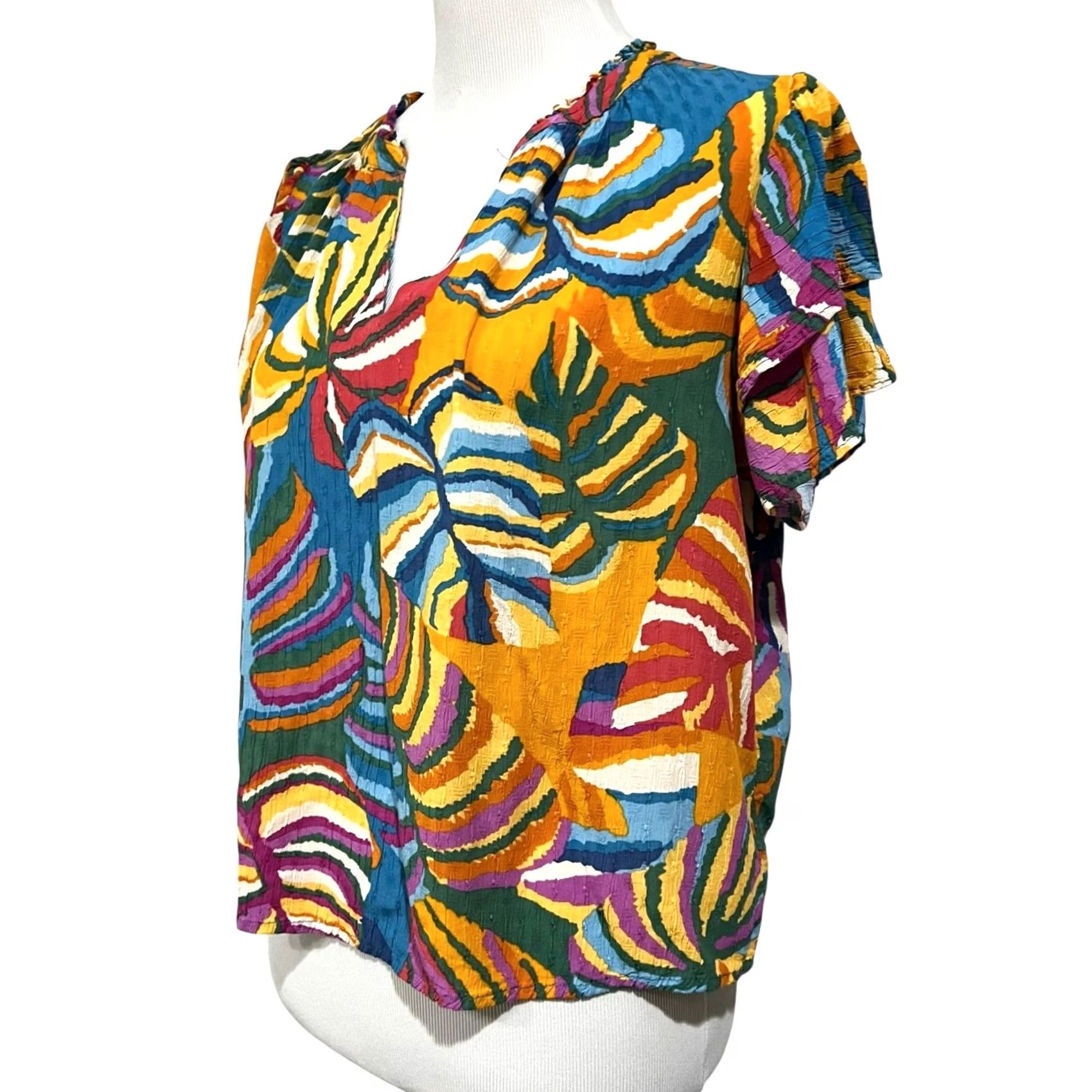 Christian Siriano Christian Siriano Top Blouse Flutter Sleeve Short Sleeve Beach Tropical Resort Multicolor Women sz L Colorful Gauzy Lightweight Rayon Split neck 90s? Size L / US 10 / IT 46 - 2 Thumbnail