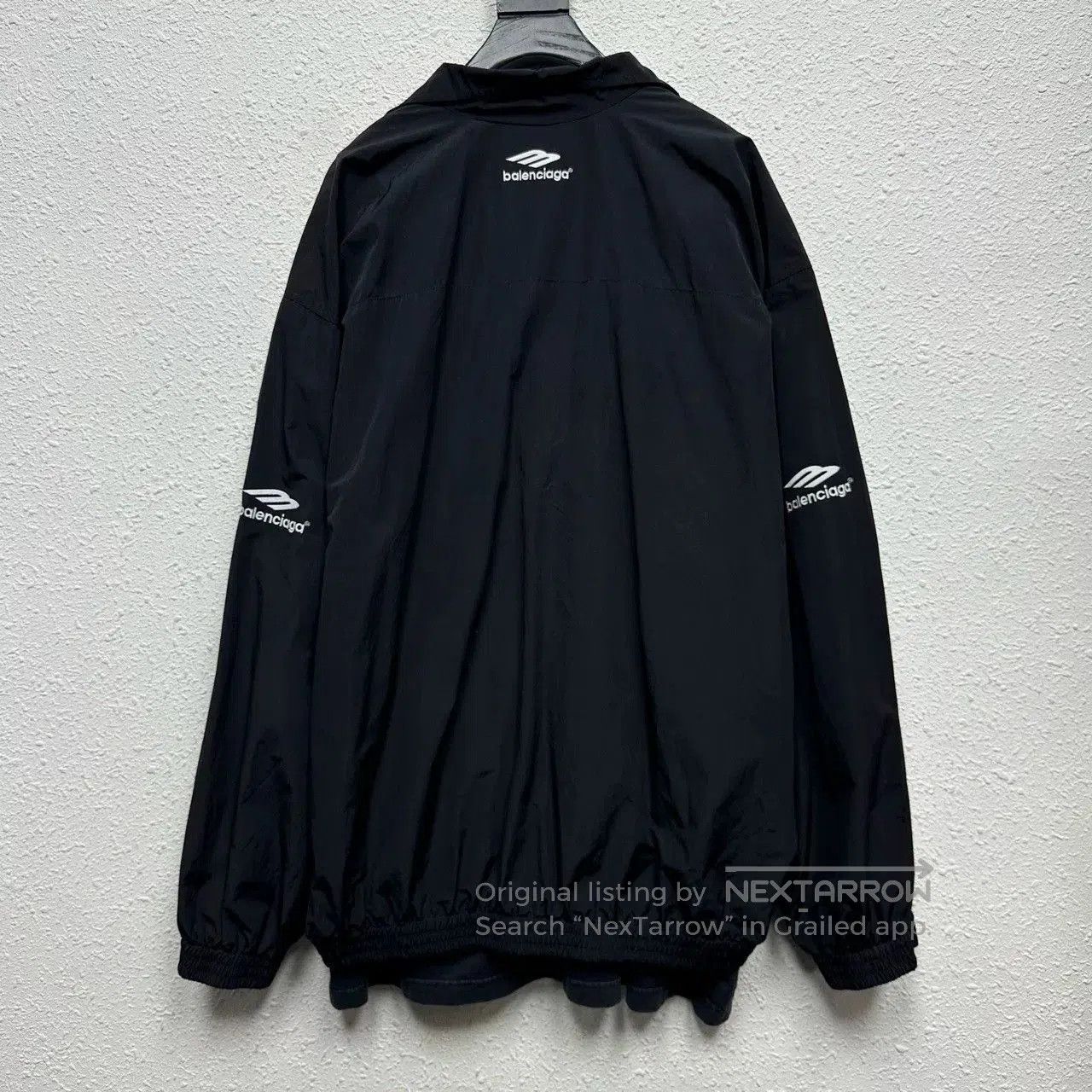 Balenciaga balenciaga logo long sleeve jacket outerwear. Size US XS / EU 42 / 0 - 2 Thumbnail