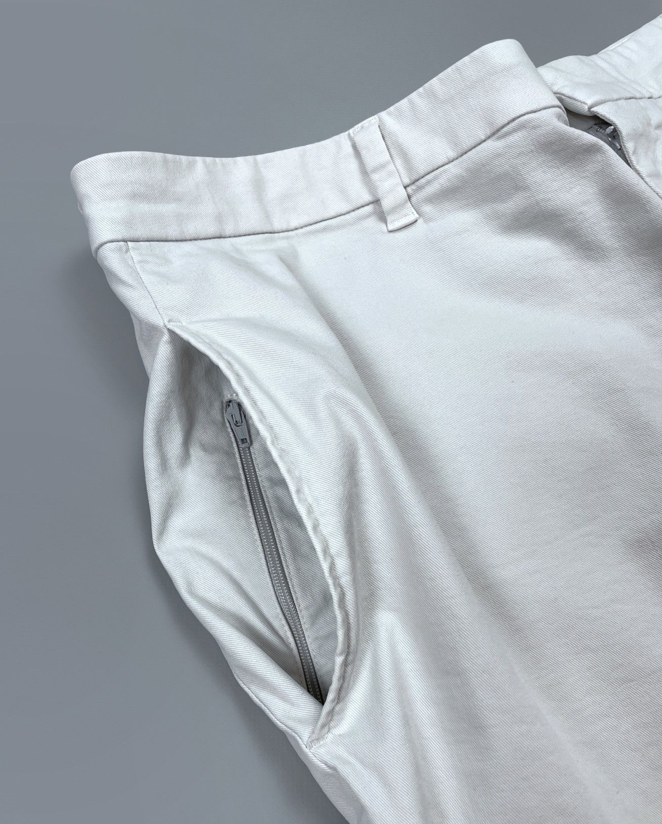 Neil Barrett Men's Neil Barrett Chiaccio Grey Chino Pants Size 52 Size US 34 / EU 50 - 6 Thumbnail