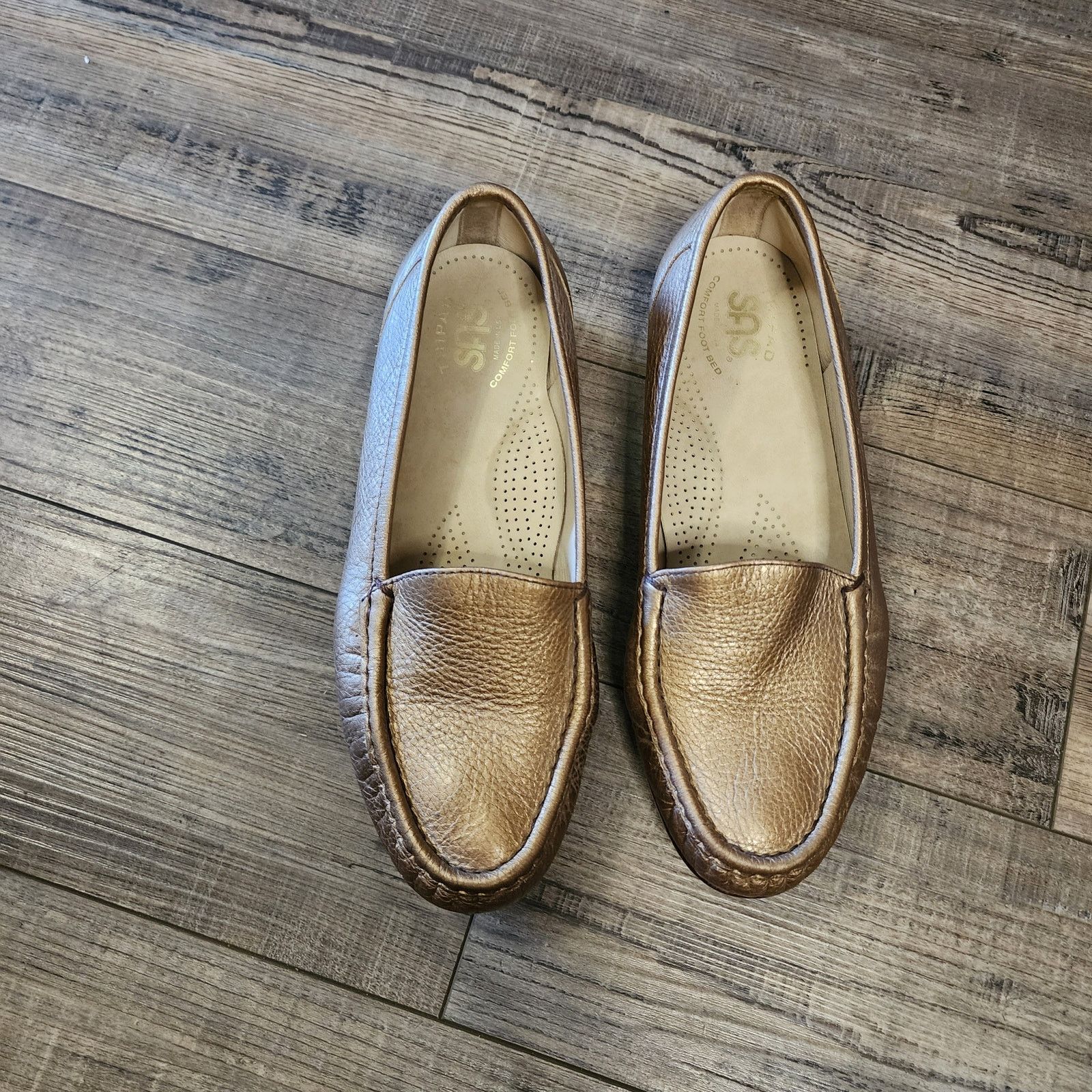 SAS SAS Shoes metallic Tripad Comfort Slip Ons size 7 b43 Size US 7 / IT 37 - 1 Thumbnail