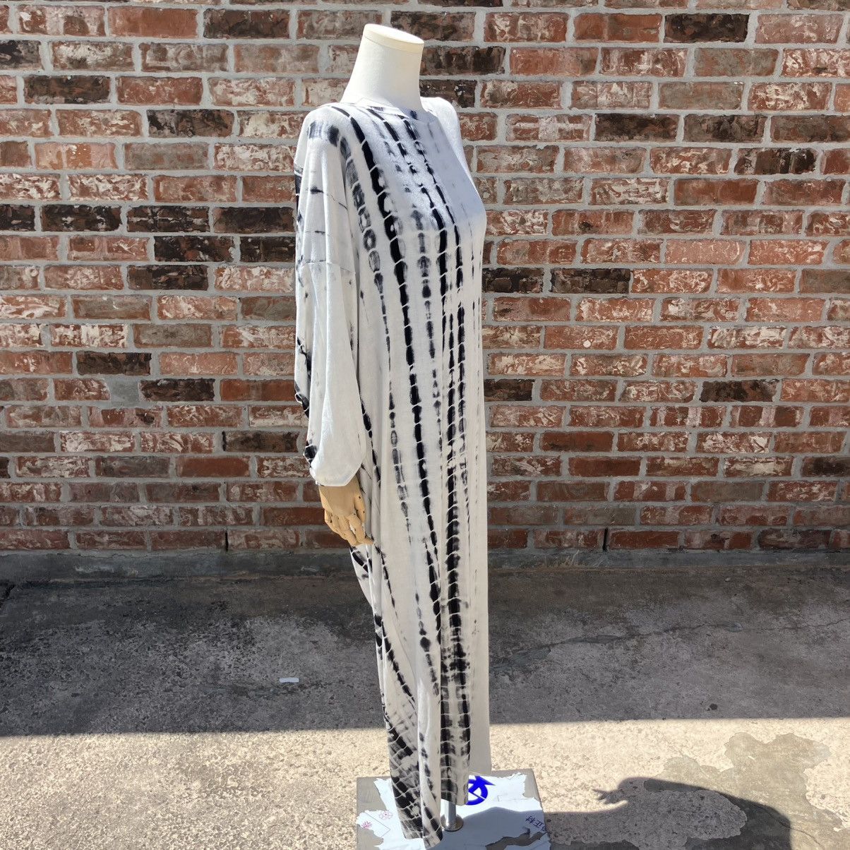 Other Renee C. Black and White Sheath Dress with Bishop Sleeves Size XL / US 12-14 / IT 48-50 - 3 Thumbnail
