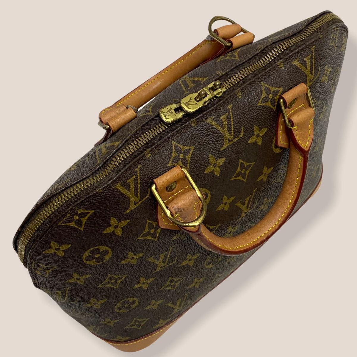Louis Vuitton AUTH. LOUIS VUITTON MONOGRAM ALMA PM HANDBAG WITH LONG STRAP Size ONE SIZE - 8 Thumbnail