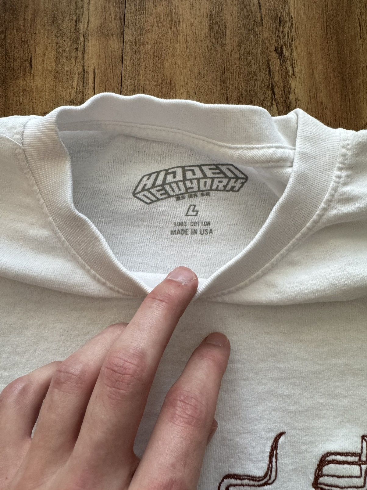 HIDDEN HIDDEN NY Chair T-Shirt Size US L / EU 52-54 / 3 - 4 Thumbnail