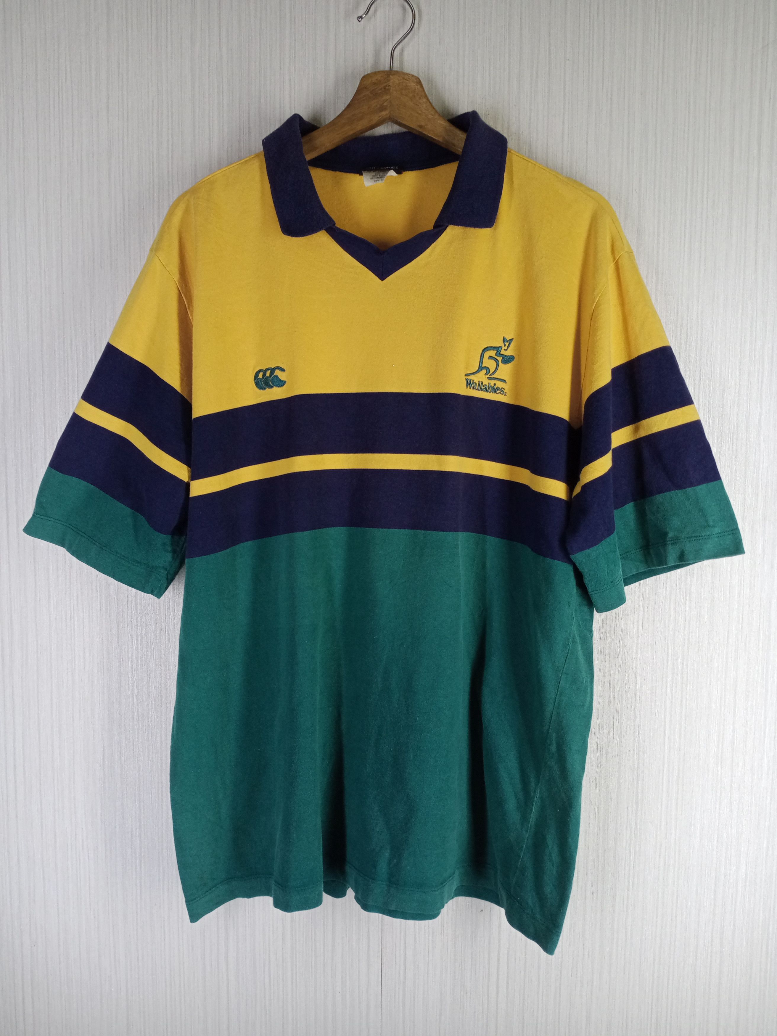 Canterbury of New Zealand Rare Vintage Canterbury Wallabies Australia Polo Shirt Size US L / EU 52-54 / 3 - 1 Thumbnail