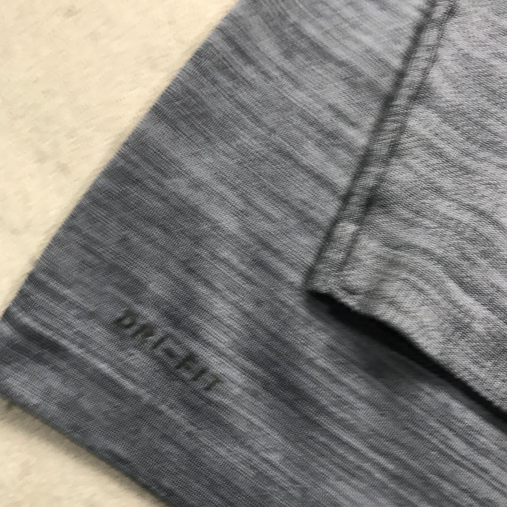 Nike Nike Golf Jacket Mens XL Gray Dry Knit 1/4 Zip Blade Collar Dri Fit Pullover Size US XL / EU 56 / 4 - 3 Thumbnail