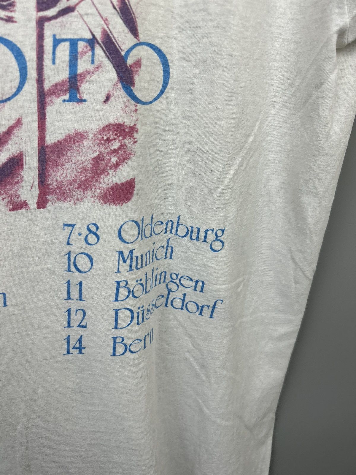 Band Tees × Vintage Vintage 90s TOTO Past Present Tour T shirt Size US L / EU 52-54 / 3 - 24 Thumbnail