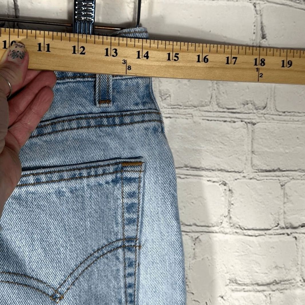 Levi's VINTAGE Levi's 512 Jeans Slim Fit Tapered Leg High Waist 13 Juniors Women Blue Light 90s Size 34" / US 12 / IT 48 - 4 Thumbnail