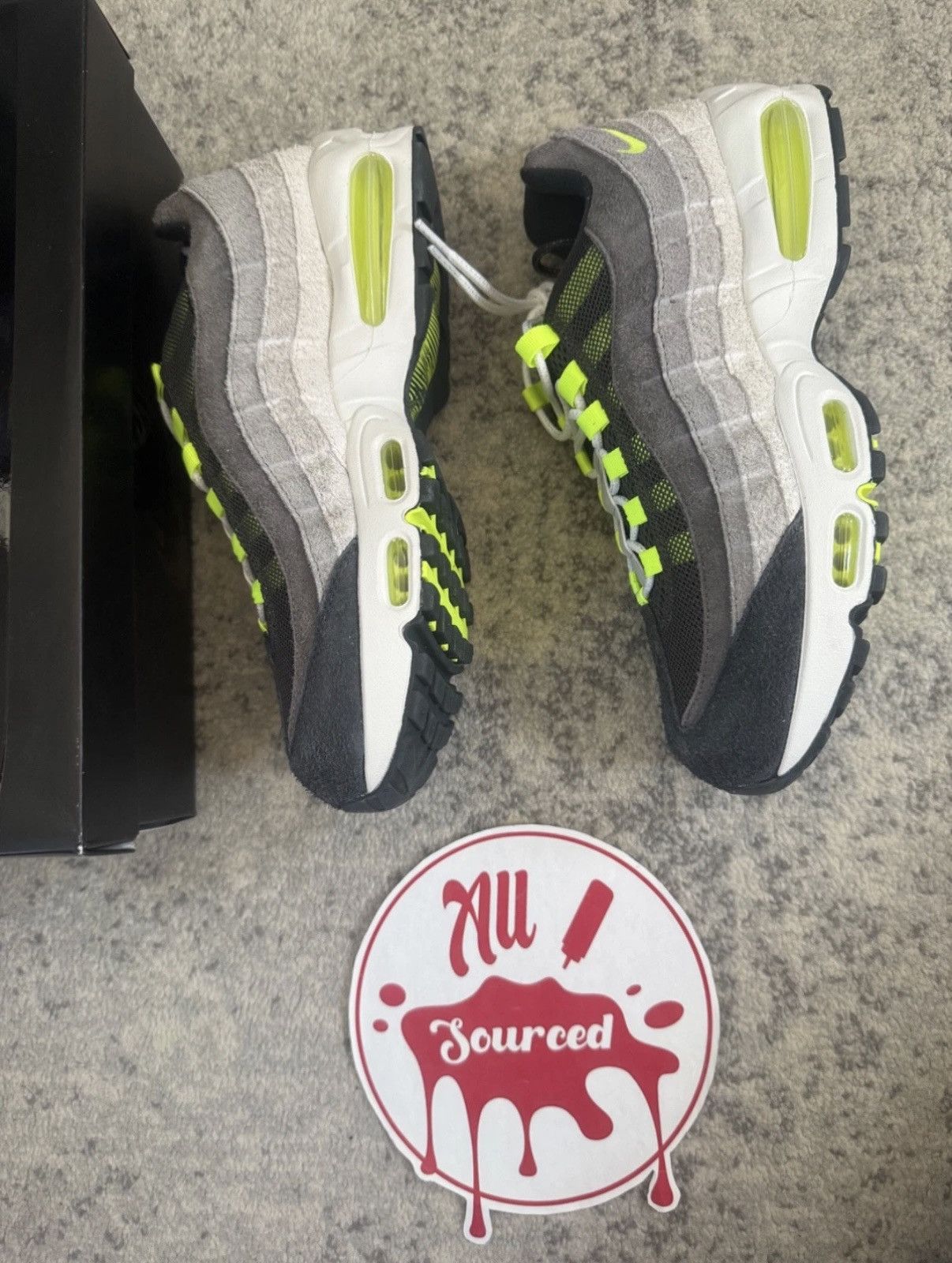 Nike Nike x Moma Air Max 95 Neon Reverse Size US 11 / EU 44 - 4 Thumbnail
