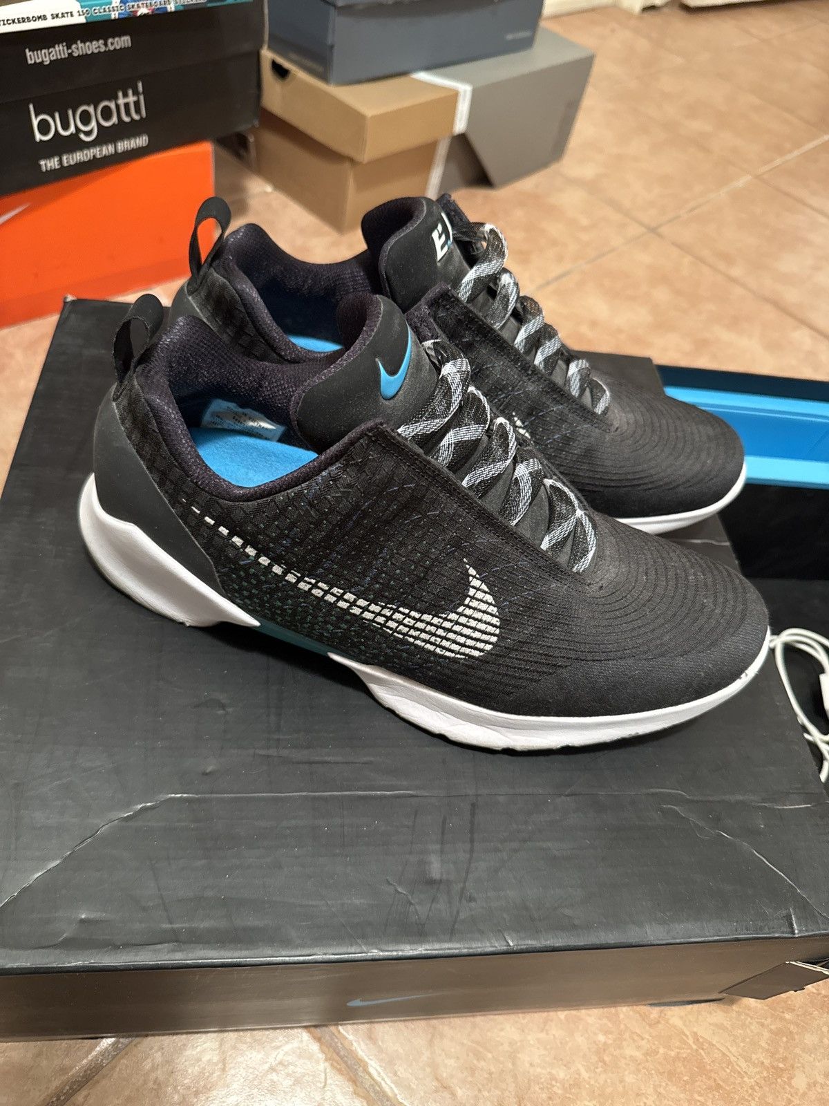 Nike Nike Hyper Adapt 1.0 black / white / blue lagoon size 12.5 Size US 12.5 / EU 45-46 - 8 Thumbnail