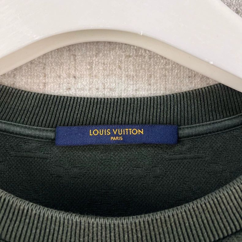 Louis Vuitton Louis Vuitton 3D presbyopic logo pocket round neck short s Size US XL / EU 56 / 4 - 4 Thumbnail