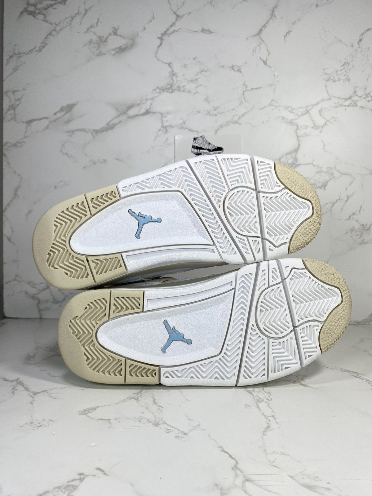 Jordan Brand Air Jordan 4 Retro GS 'Linen' 2017 Size US 6 / IT 36 - 7 Thumbnail
