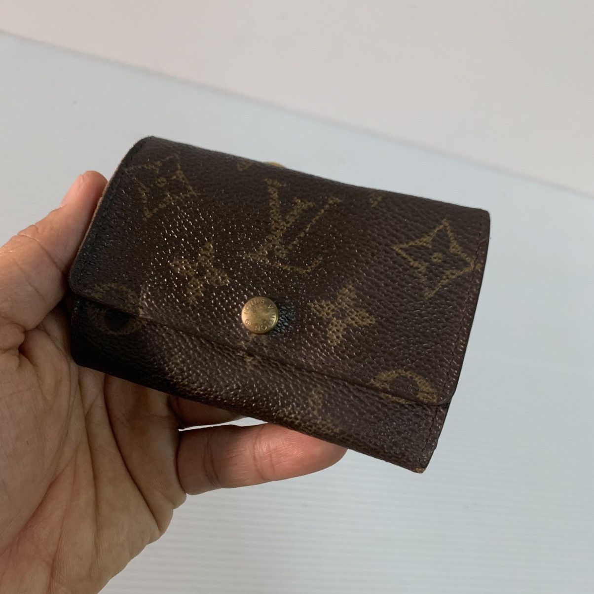 Louis Vuitton Authentic Louis Vuitton Key Holder Size ONE SIZE - 3 Thumbnail