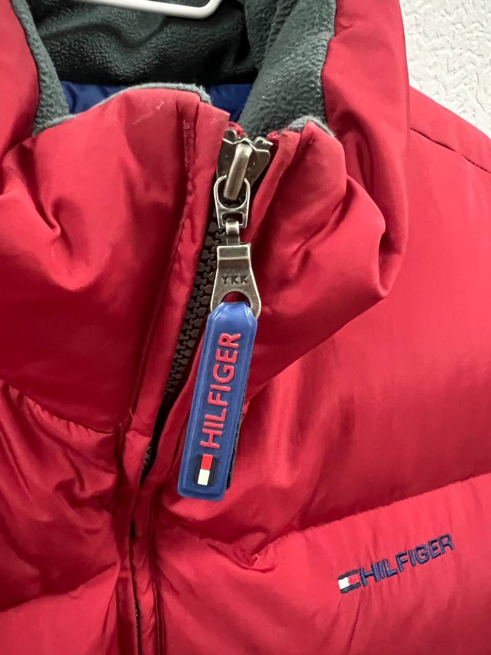 Tommy Hilfiger × Vintage Vintage Tommy Hilfiger Down Puffer Vests Size US XL / EU 56 / 4 - 4 Thumbnail