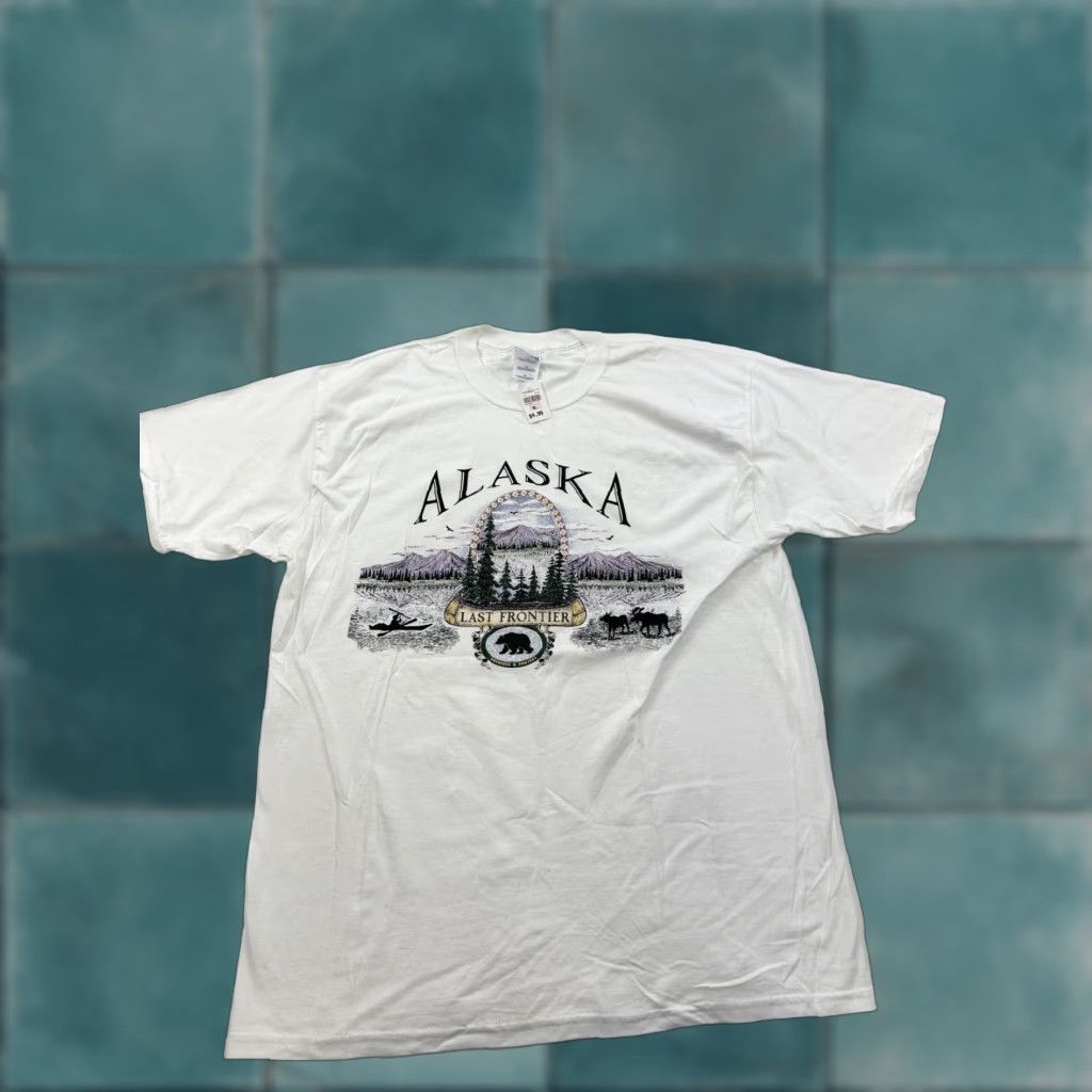 Gildan VINTAGE Alaska Shirt Mens XL White 90s Outdoor Animals Last Frontier T-Shirt Mens XL White Size US XL / EU 56 / 4 - 1 Thumbnail