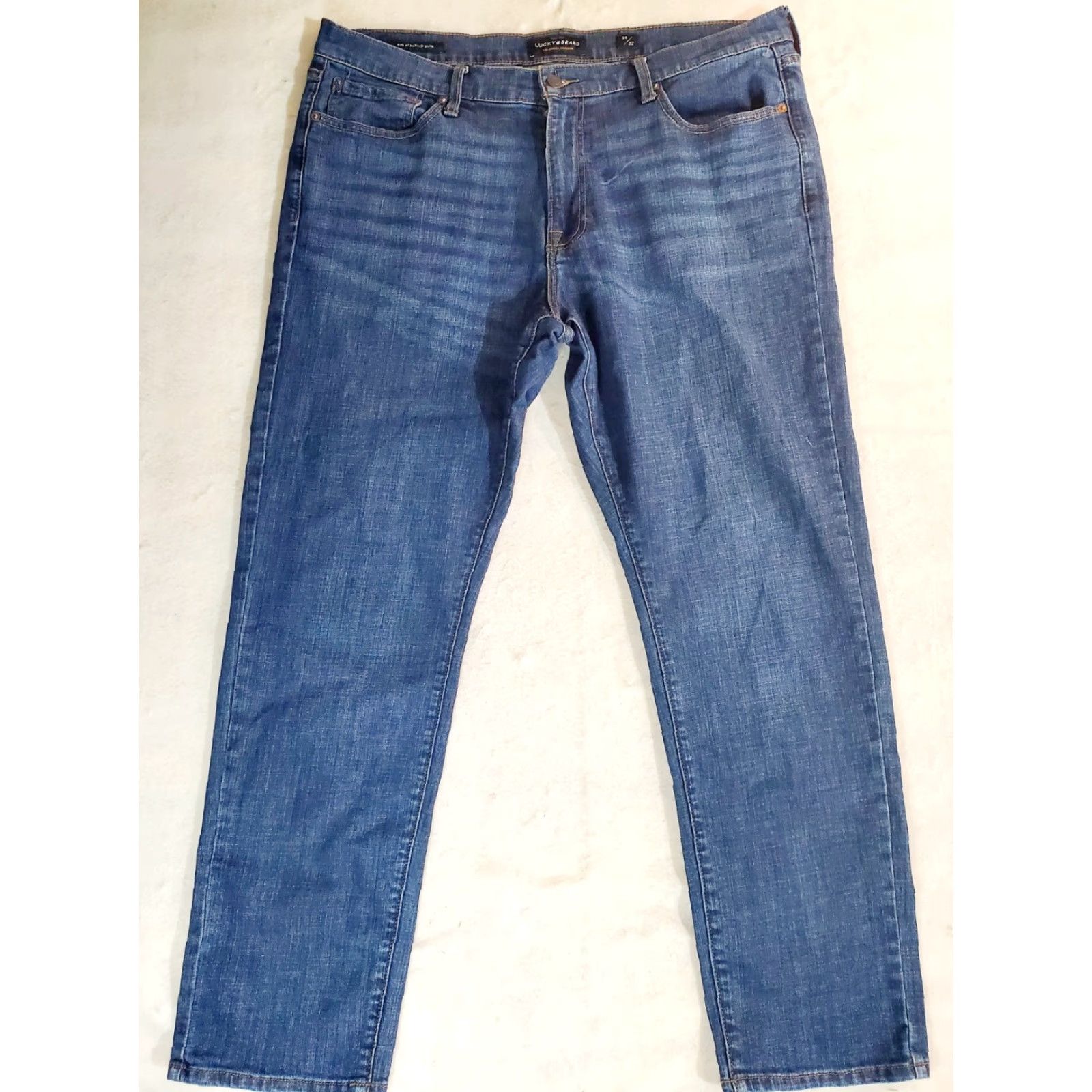 Lucky Brand Lucky Brand Jeans Mens 38x32 Athletic Slim 410 Dark Wash Cotton Blend Stretch Denim Blue 5-Pocket Mens Regular Leather Belt Loops Belt Loops N/A Size US 38 / EU 54 - 2 Thumbnail