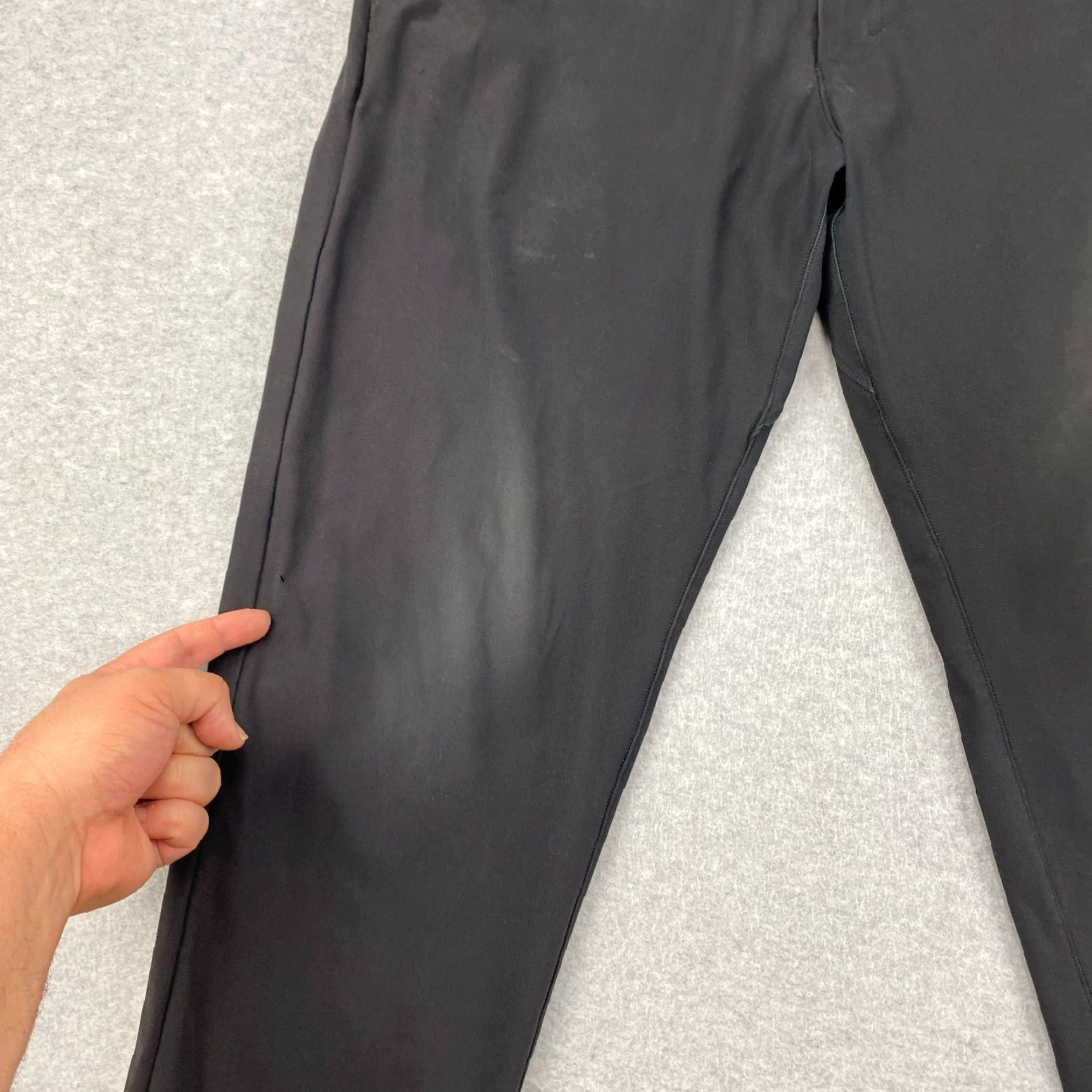 Lululemon Lululemon Pants Mens 33 Black Flat Front Tapered Chino Pockets Golf Performance Modern Casual Seasonal Materials Polyester Elastane Breathable Nos Size US 33 - 2 Thumbnail