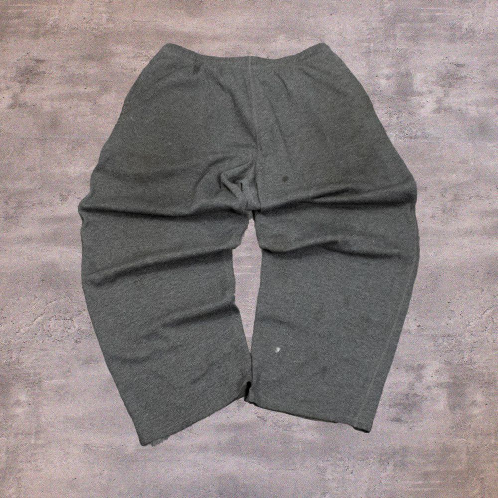 Athletic Works Y2K 00's Grey Baggy Fit Wide Legged Thrashed Sweatpant's Size US 34 / EU 50 - 1 Thumbnail