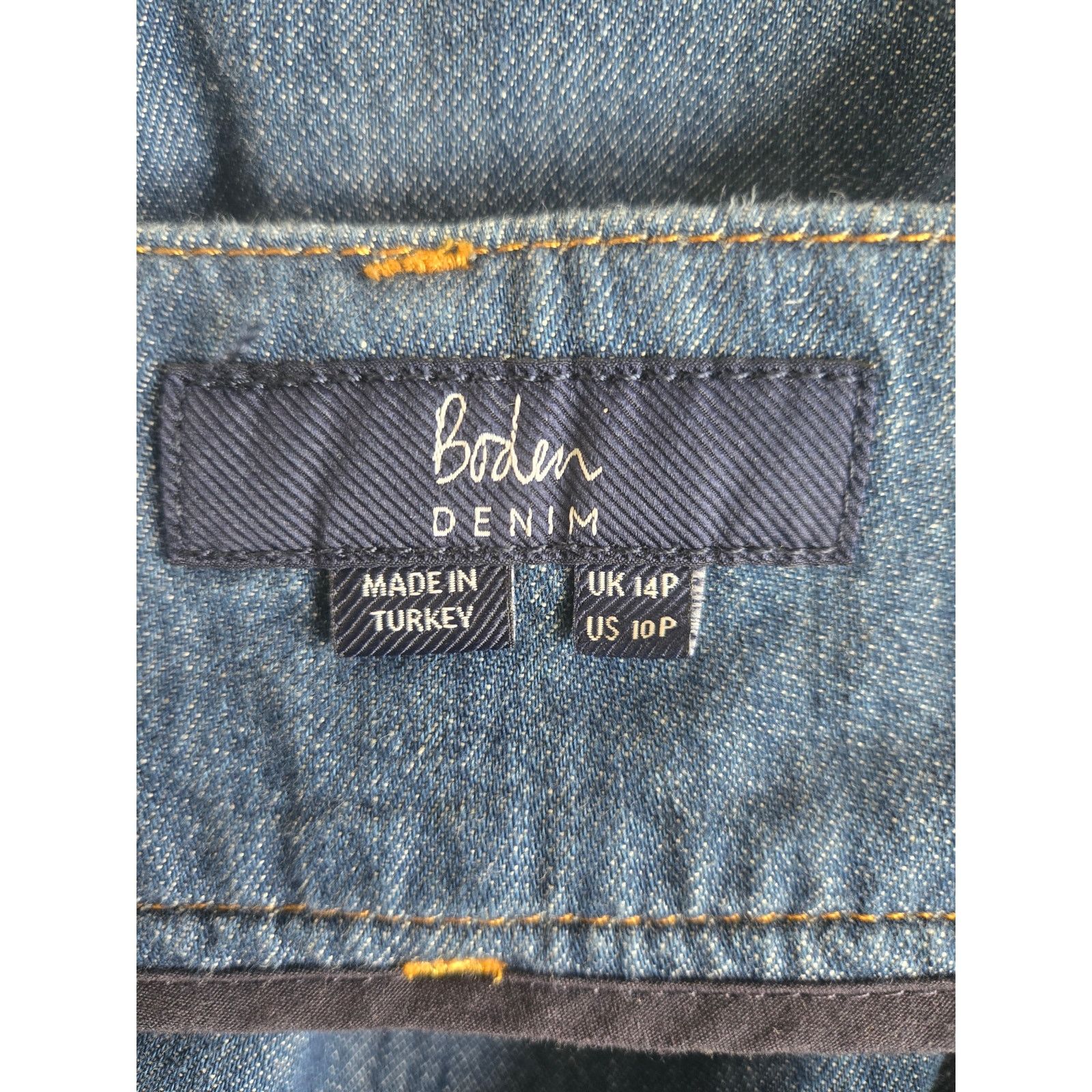Boden Boden Denim Tiered Skirt Size 10P Size 32" / US 10 / IT 46 - 8 Thumbnail