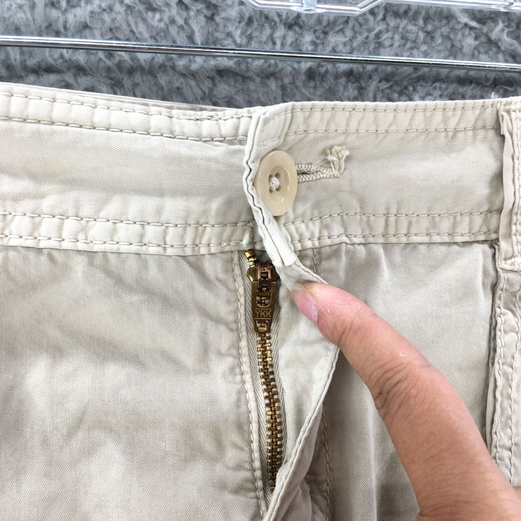 Old Navy Old Navy Skirt Womens 14 Beige Cotton Mini Button Fly Slash Pockets Casual Size 36" / US 14 / IT 50 - 3 Thumbnail