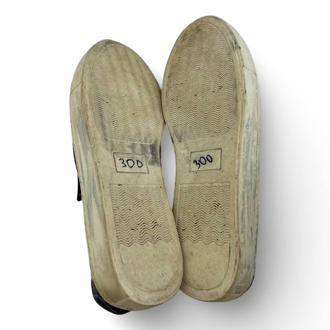Luxire prophecy our secret slip ons #33 Size US 7.5 / EU 40-41 - 7 Thumbnail
