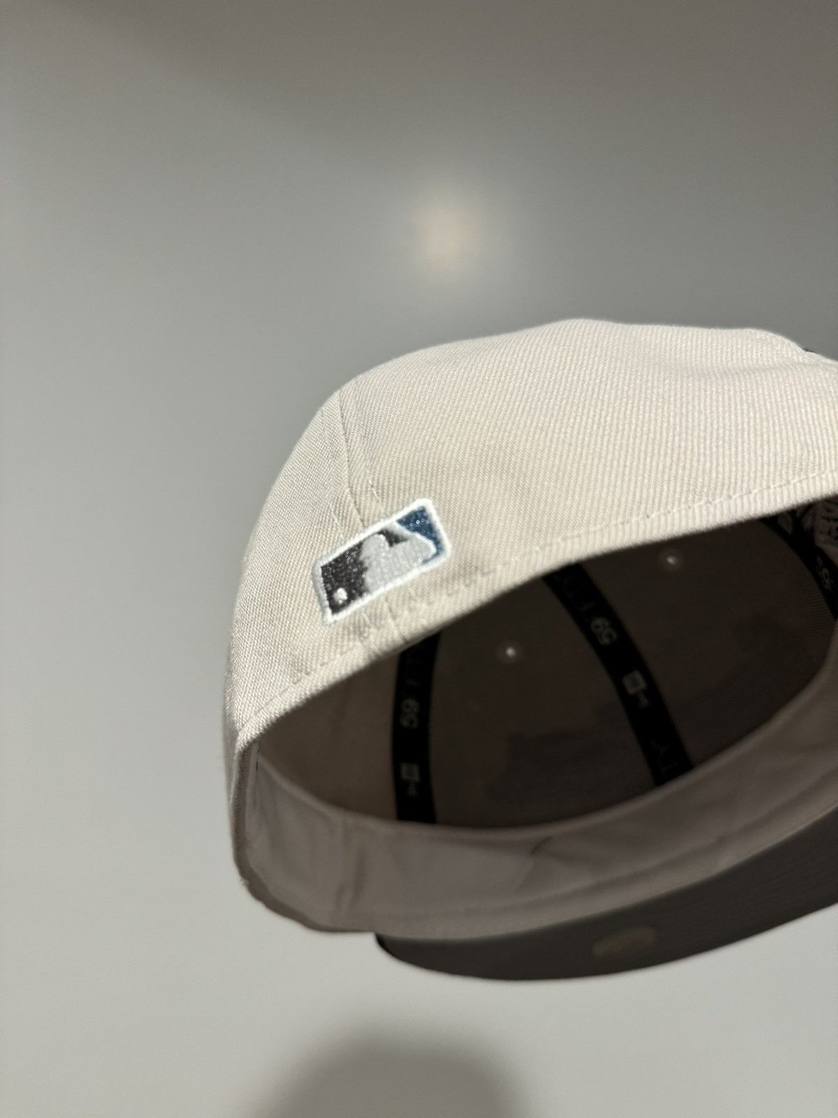Hat Club × New Era × Topperz Topperzstore USA Exclusive Cleveland Guardians script 7 3/8 Size ONE SIZE - 3 Thumbnail