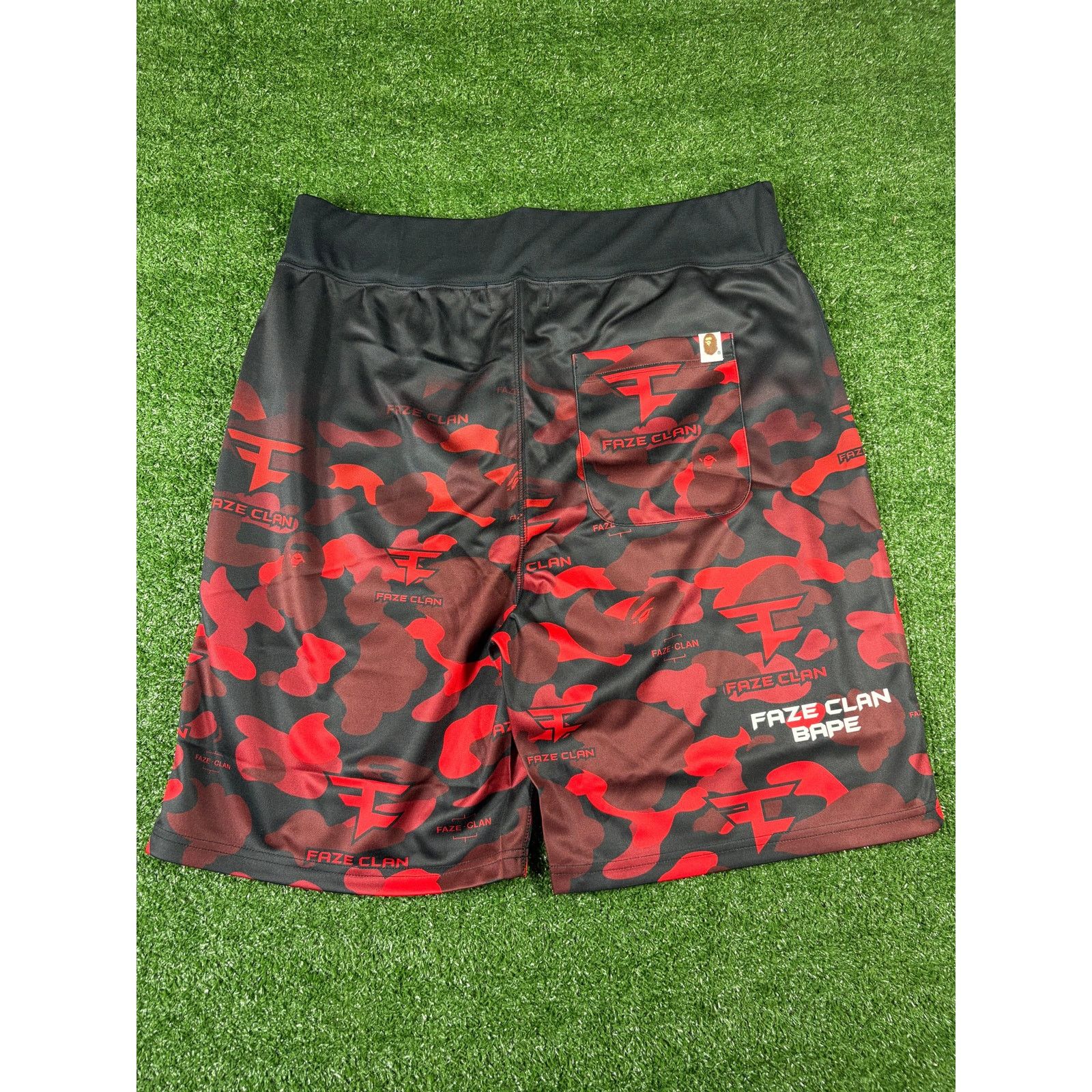 Bape Bape X Faze Clan Red Camo Game Shorts Size XL Size US 36 / EU 52 - 4 Thumbnail