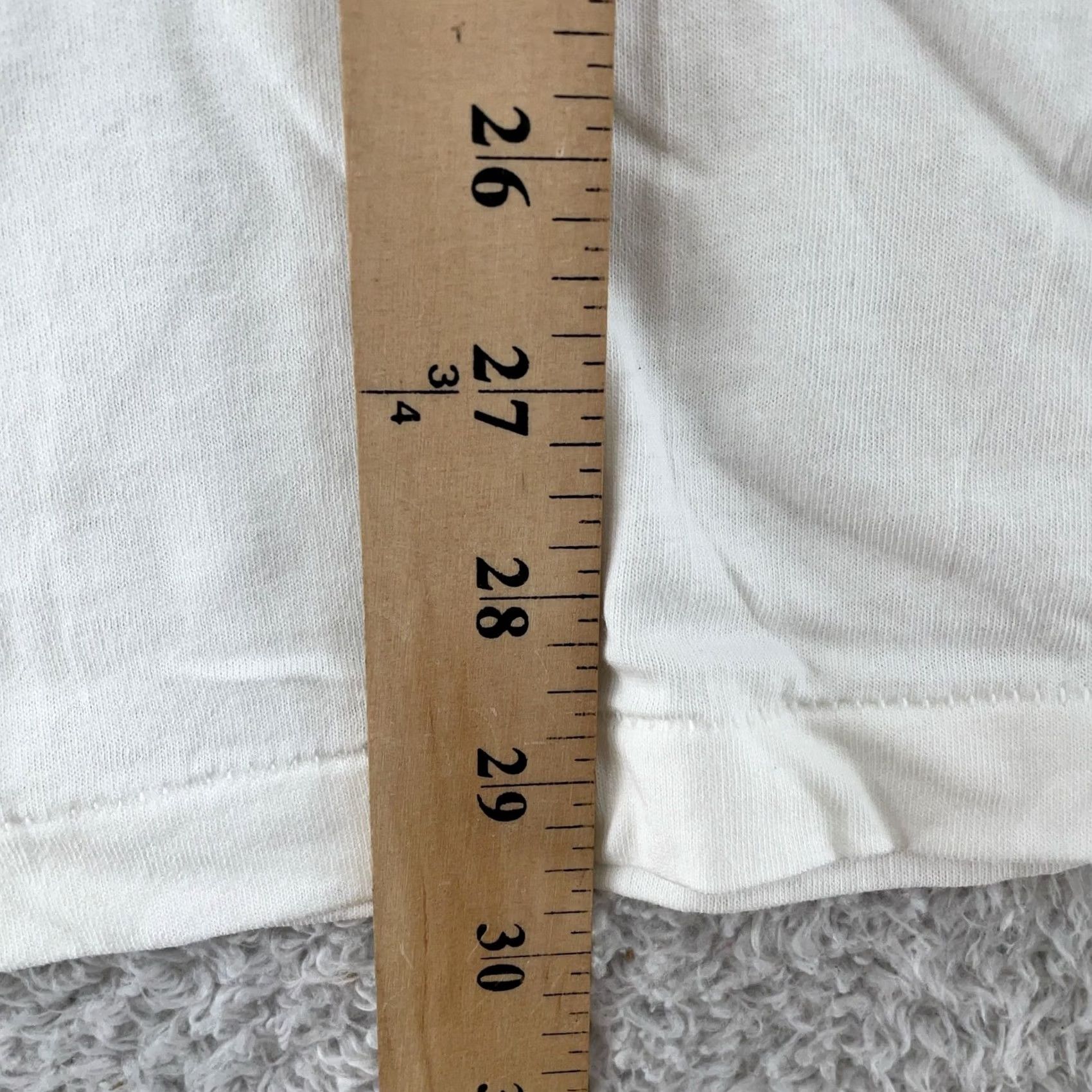 Hanes VINTAGE Hanes Shirt Mens Medium White Crewneck Short Sleeve Tee Size US L / EU 52-54 / 3 - 6 Thumbnail